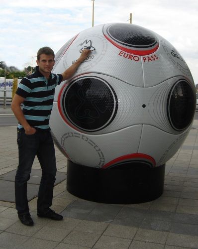 danny_blue_v2_adidas_927_2008062003428_889.jpg